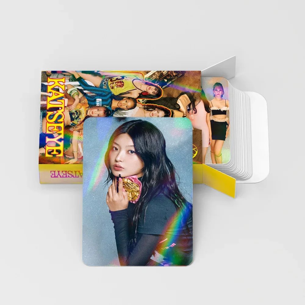 30 قطعة/المجموعة/مجموعة Kpop Idol KATSEYE سلسلة جديدة HD Printd Photocards MANON SOPHIA DANIELA LARA MEGAN YOONCHE Laser Lomo بطاقات المشجعين الهدايا