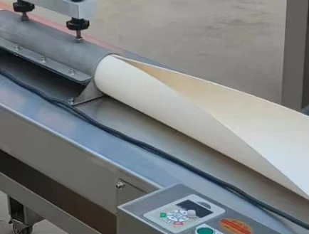 Hot Trends Dough Ring Former Bagel Molding Machine  Bagel Shaper Commercial Bagel Bun Former Rolling Machine