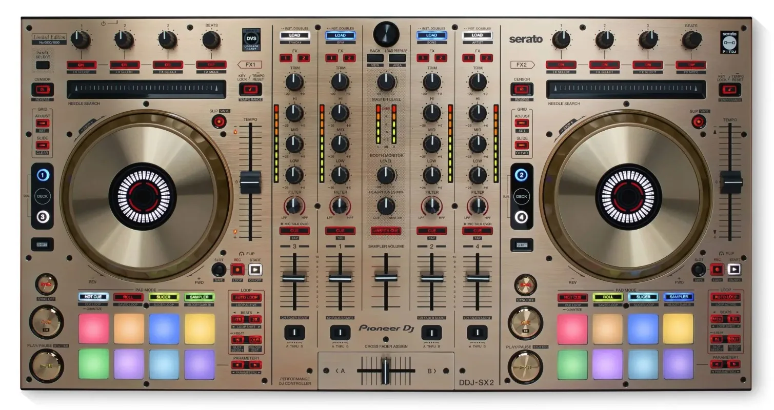 

НОВИНКА НА СКЛАДЕ НА 4-канальный контроллер Pioneer DDJ-SX2