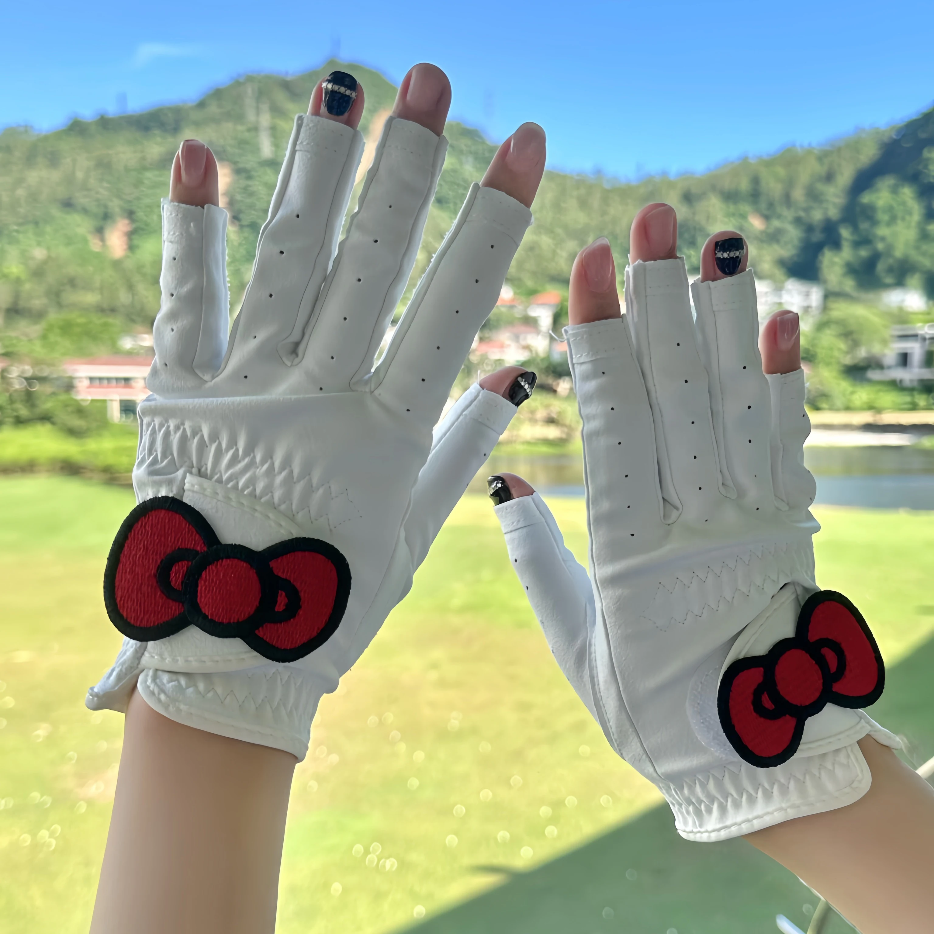 Gants de golf coordonnants demi-doigt pour femme, gants de gril doux et respirants, nœud papillon, anime Sanurgente, Kawaii, Hello Kitty, cadeau