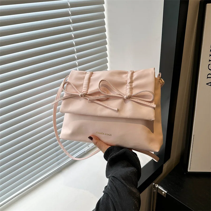 

Women's Premium Underarm Shoulder Bag - Large Autumn-Winter Commuter Tote, Versatile & Durable for Daily Use