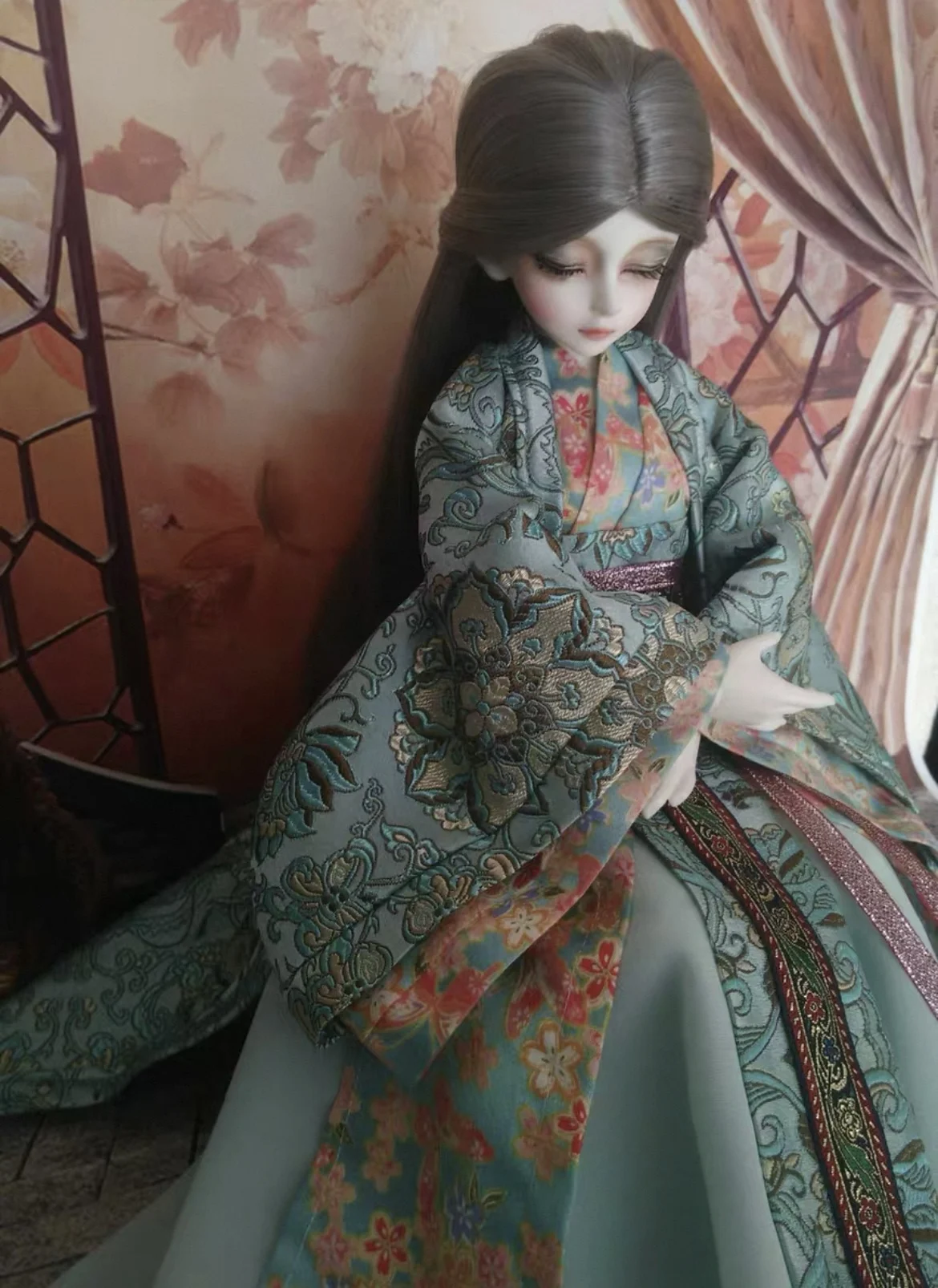 Customized doll clothes 1/4 BJD large skirt with pattern embroidery free shipping