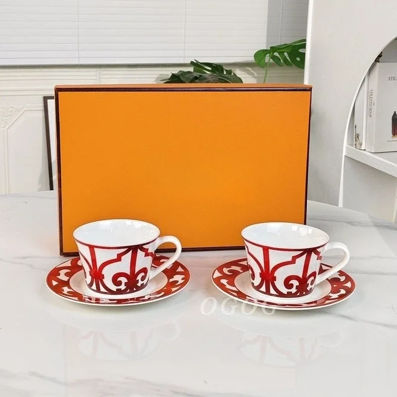 European - Style Retro Bone China Coffee Cup and Saucer Sets in Gift Box Hot - Selling Ideal As Elegant Gifts