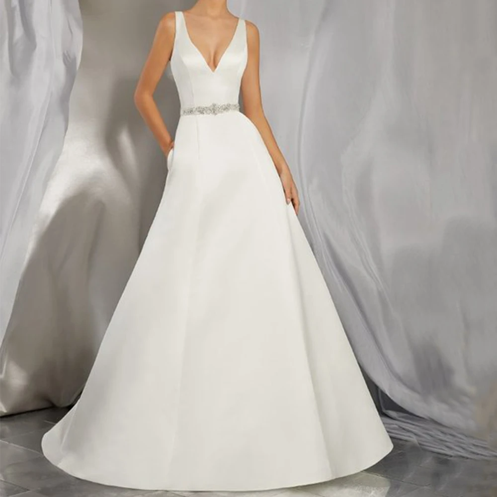 Semplici abiti da sposa bianchi con tasca e cintura scollo a v lunghezza del pavimento con strascico classico Backless Multi Size abiti da sposa