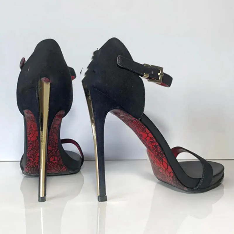صنادل جلدية لامعة بحزام واحد خنجر السيف الأسود الصولجان عالية الكعب خمر حواف حادة مضخات أحذية النساء Chaussure