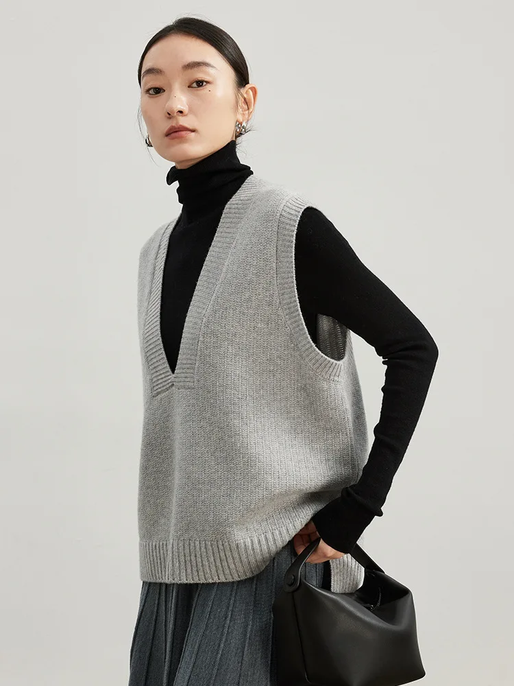 Winsleter-Maglione gilet elegante in lana al 100%, scollo a V profondo solido, gilet in maglia allentata per pendolari alla moda da donna, autunno 2025 nuovo T59439CC