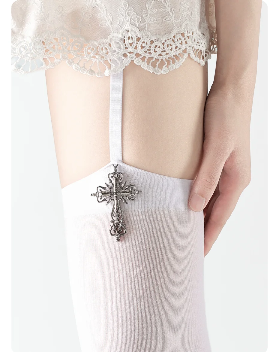 CHUANGERM Overknee-Strumpfhosen mit Metallkreuz-Dekor für Damen, trendige Overknee-Strümpfe, stilvolle Strümpfe für den Alltag und Partys – Detail 5