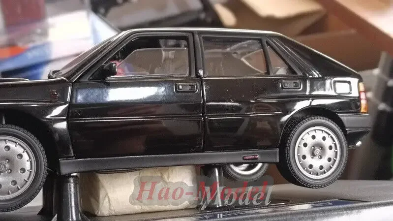 Sunstar 1:18 para lancia delta hf liga diecast defeito modelo de carro presentes aniversário hobby exibição coleção ornamentos simulação