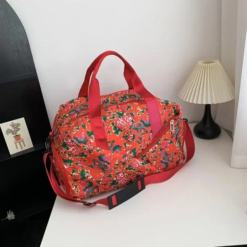 Nylon Rits Grote Capaciteit Dames Schoudertassen 2024 Mode Veelzijdige Stijl Trend Crossbody Tas Groot Formaat Vrijetijdsdraagtassen