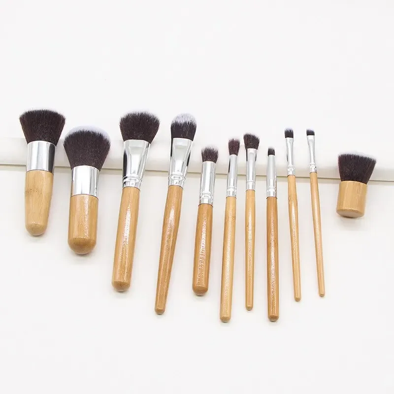 11Pcs Bamboo handle makeup brush with linen bag, bamboo handle makeup brush set, beauty tools