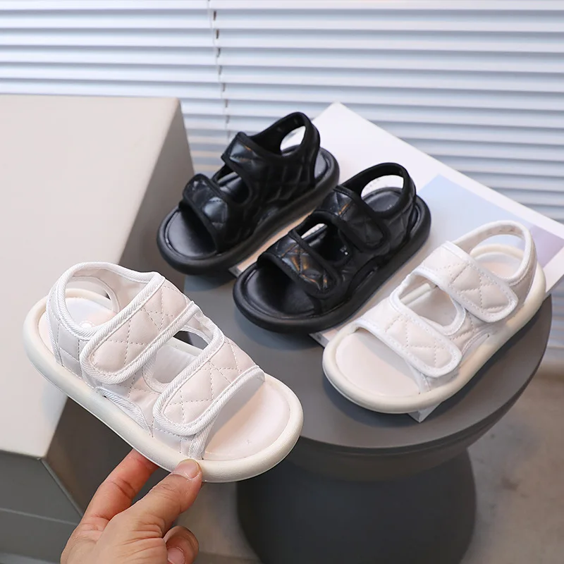 

Детские сандалии 2026: летние пляжные туфли для мальчиков, закрытые повседневные спортивные сандалии для малышей, белые, черные