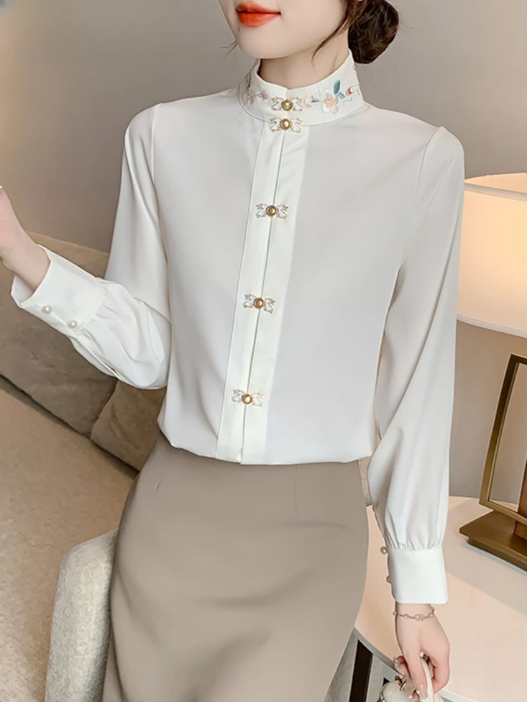 

New Chinese Style Embroidery Stand Collar Shirt Women's Top Spring and Autumn Clothes 2024 New Daily Commuter Blouse White Blusa