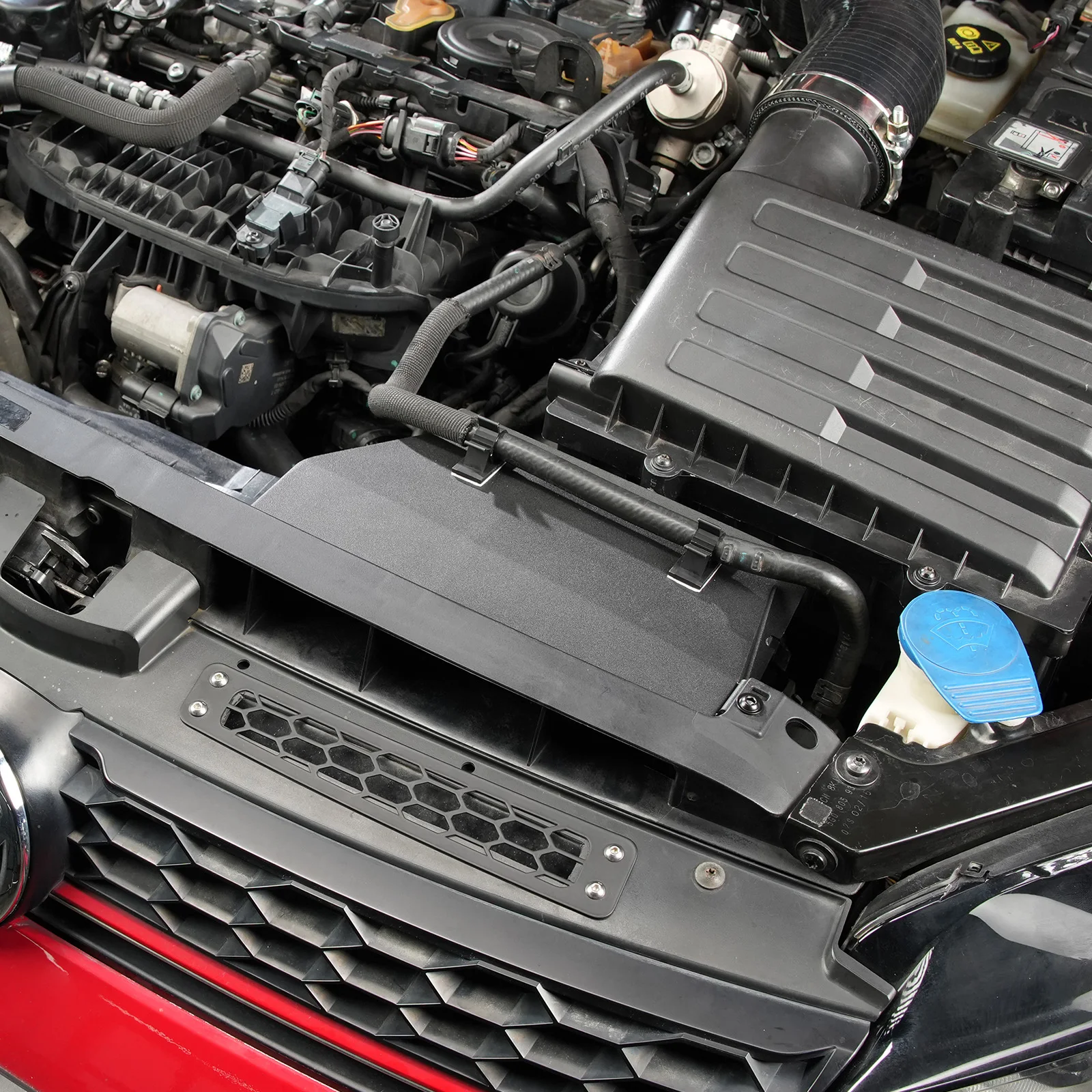 BEVINSEE Dynamischer Lufteinlass-Kit für VW Golf 1.4/GTI/R MK7/MK7.5, für Audi S3 8V 2013-2020, hochfester Stahl – Detail 4