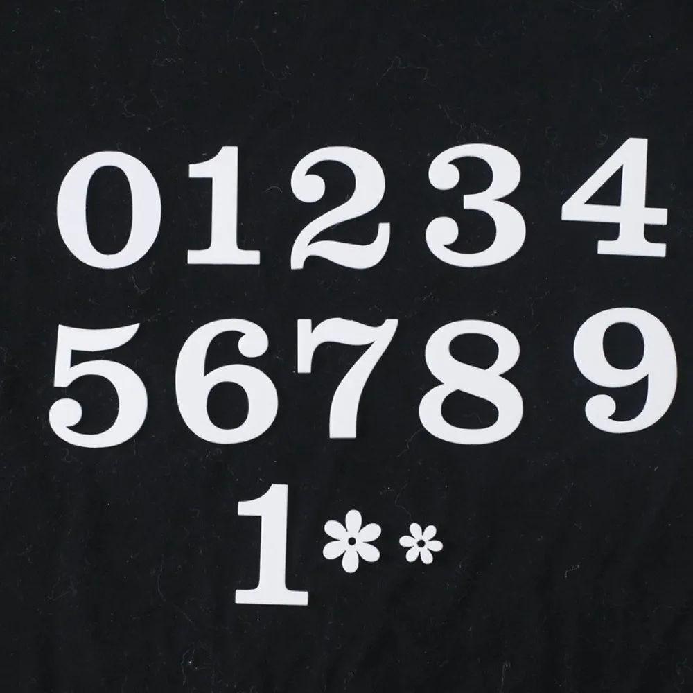 

Calendar Newborn Growth Commemorative Card Handmade Photo Props Baby Milestones Card Wooden 1-12 Month