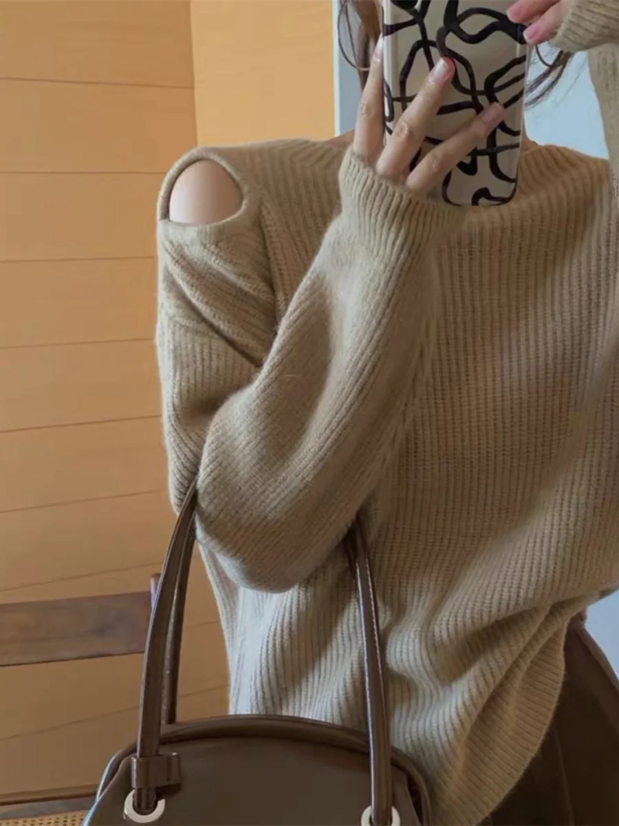 

Thiened Pure Color Knitted Sweater with Careful Design Cuffs round Ne Pullover Soft Material Commute Sle Autumn Season