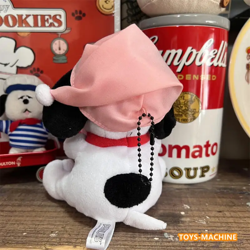 Snoopy-Sombrero de Navidad rosa, adorno de felpa, llavero de Snoopy de dibujos animados Kawaii, adorno para mochila de estudiante, decoración de sofá, regalo para niña