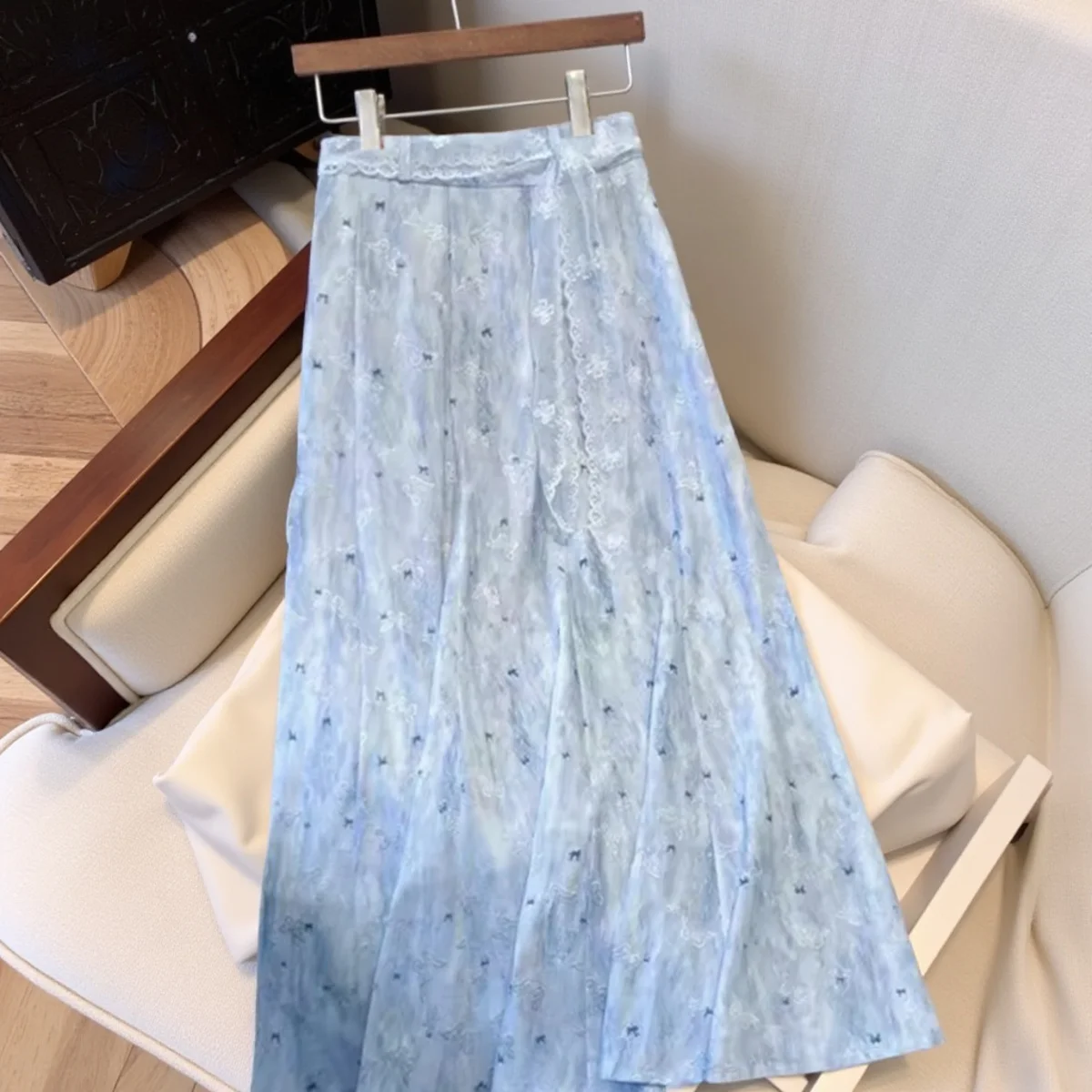 

Модная женская летняя юбка-миди А-силуэта с цветочным кружевом, новая элегантная модель, юбка-солнце средней длины, универсальная и стильная.