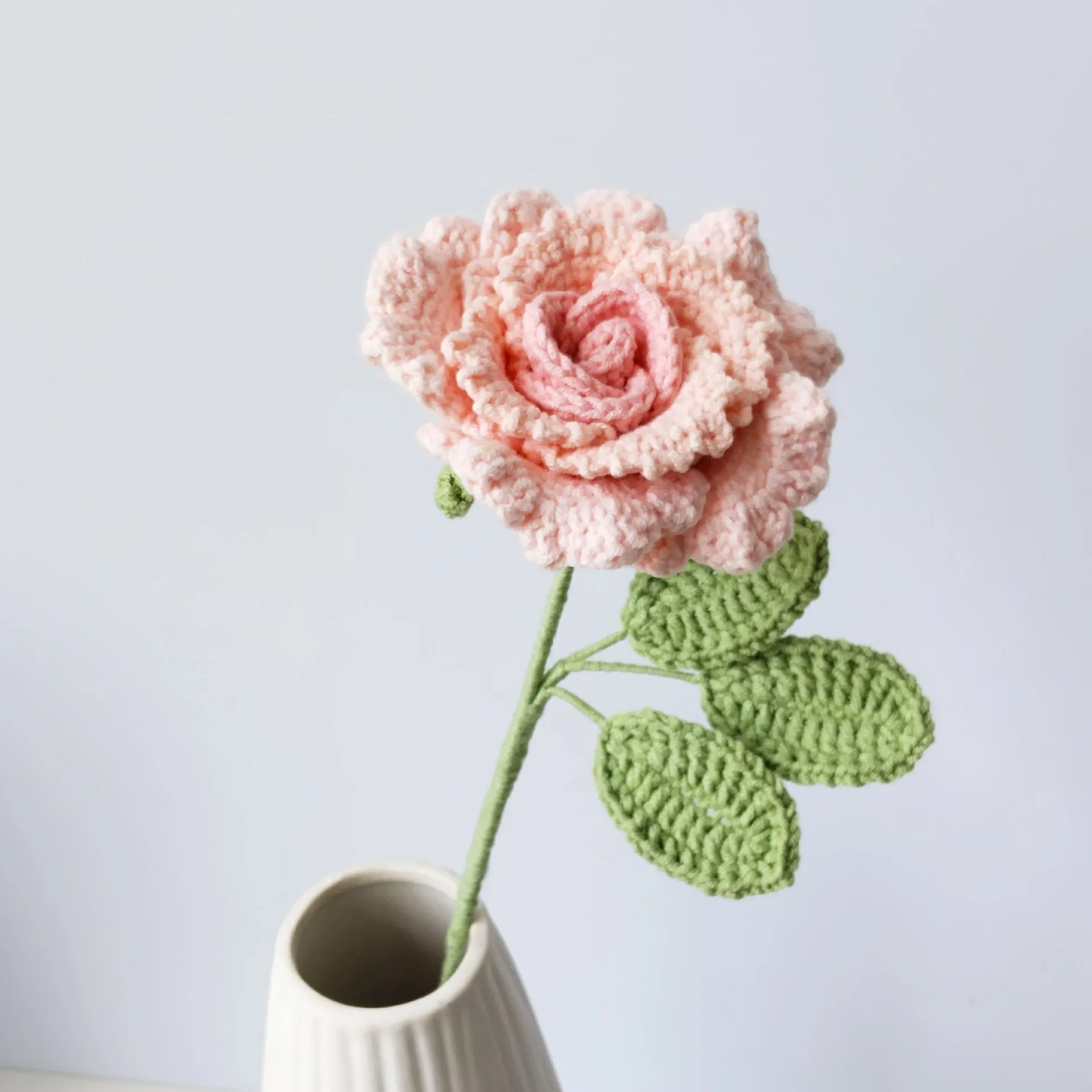 Romantische Handgewebte Rosenzweige Gehäkelter Rosenstrauß Kreative Künstliche Blumen Hochzeitsraum-Dekoration Geschenk – Detail 6