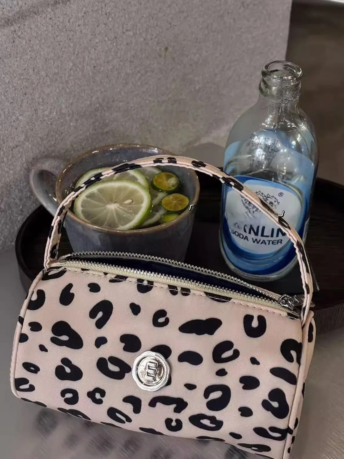 

Ute Full Xiulin Retro Spotted Nylon Leopard Print Handbag round Cylinder Bag Quirky Cute ex Daily Use Zipper Clo...