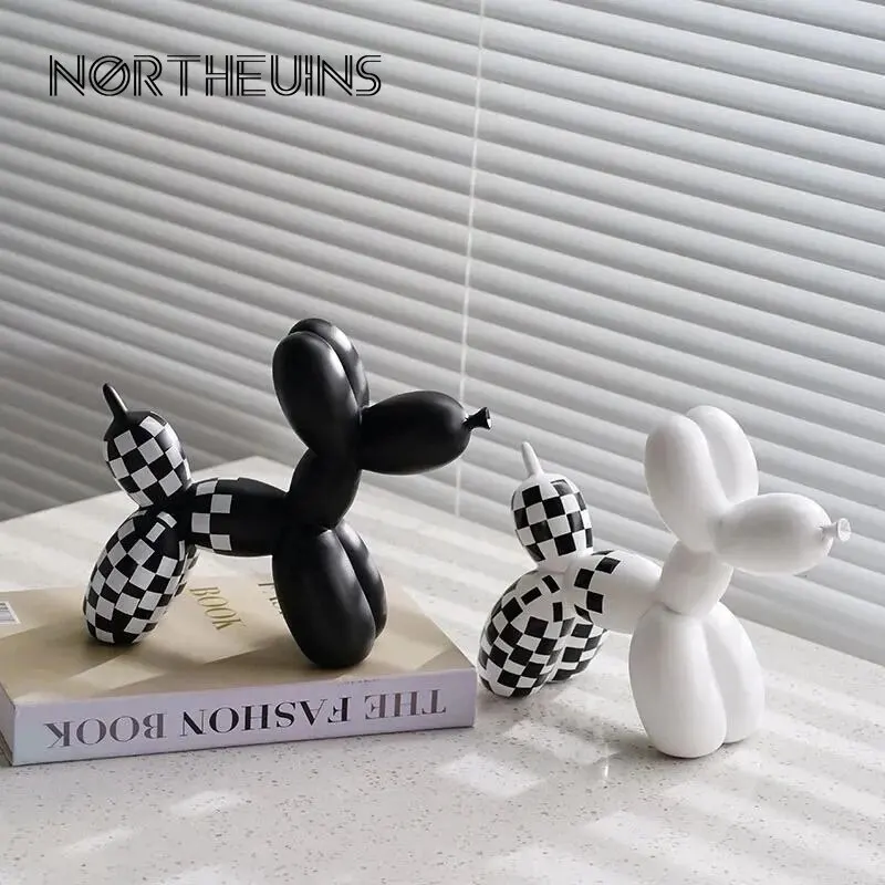 NORTHEUINS Classical Plaid Balloon Dog Ornament Luxury Tabletop Shelf Living Room Home Office Modern Art Decoration Accessories