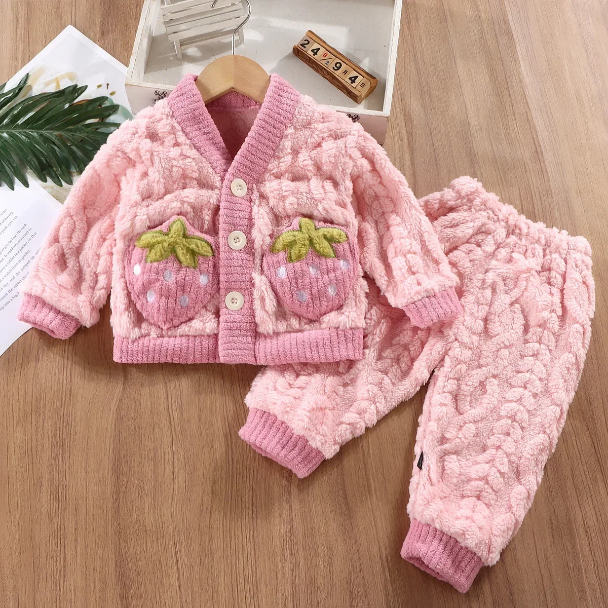 

New Autumn Winter Kids Thicken Warm Pajamas Baby Cute Cartoon Soft Flannel Sleepwear Boys Girls Casual Clothing Sets Pyjamas