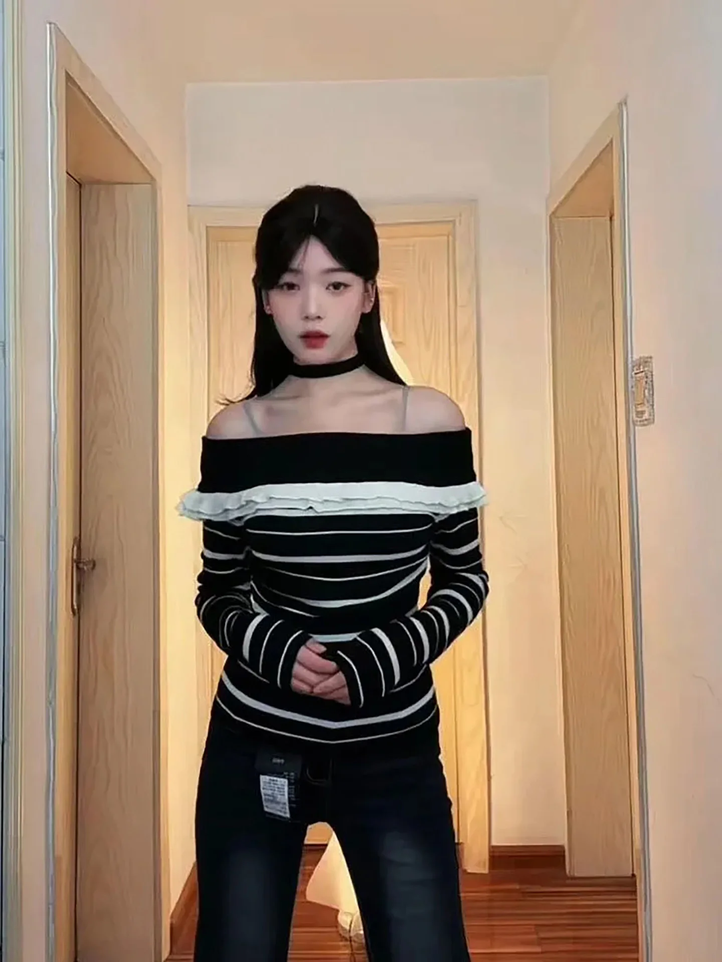 

Bla Spicy Girl Knitted Sweater Women's Slim Fit Waist Cinching Body ape owcasing Faionable One oulder Commute Sweater