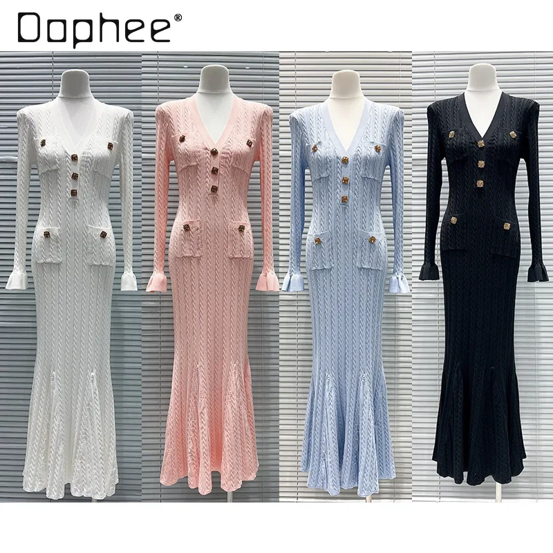 

2026 Spring New French Style Elegant Socialite Flared Sleeve V-neck Knitted Dress Fashionable High-end Slim Fit Mermaid Dresses
