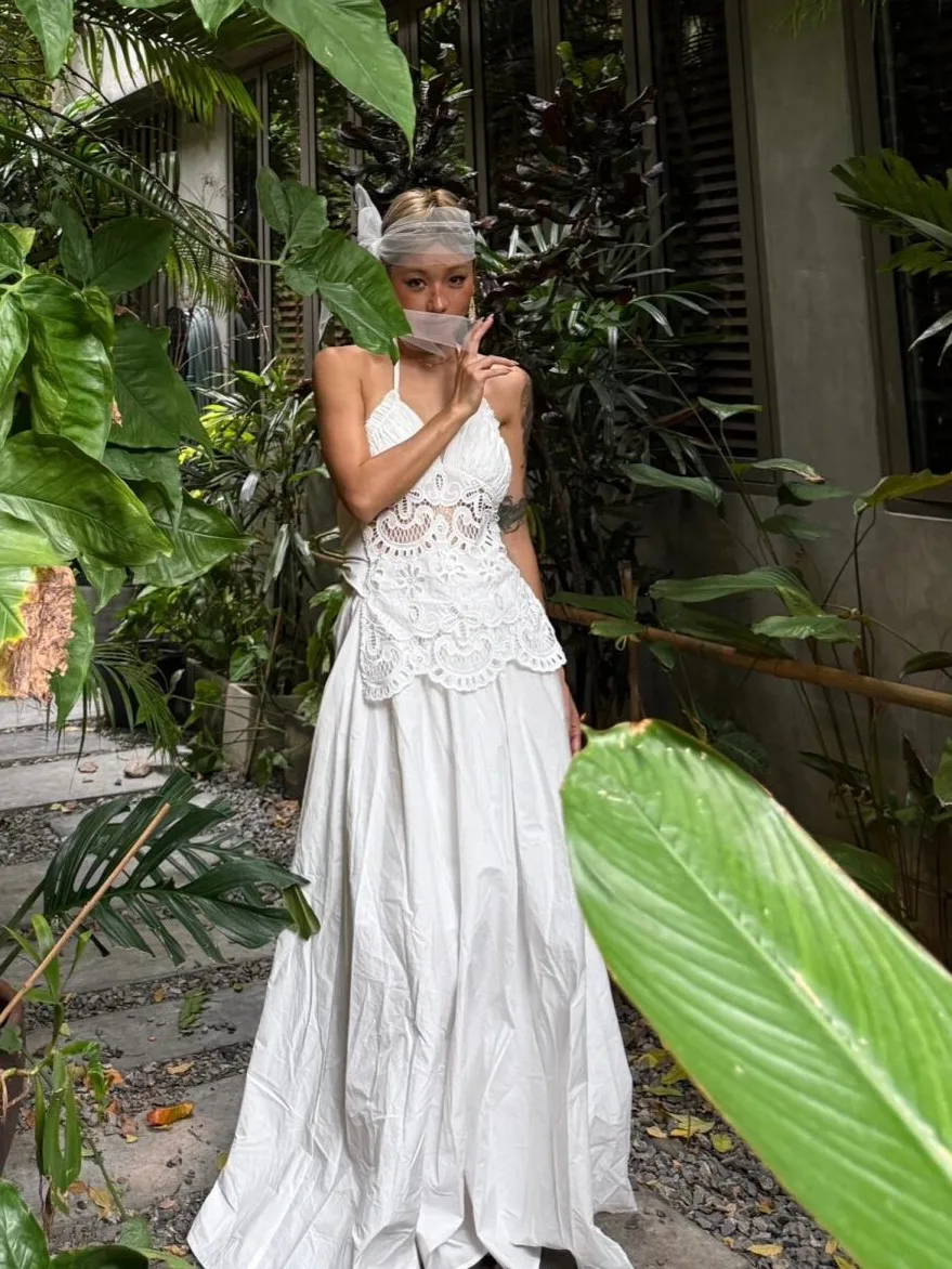 

2025 New Women Backless White Maxi Dress Embroidery Hollow Out Halter V-Neck Sleeveless Holiday 100% Cotton Robe