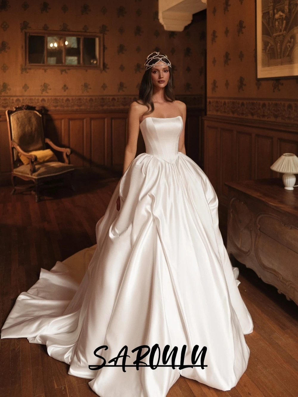 

Classy Strapless Pleated Satin Ball Gown Wedding Dress Princess Court Train Bridal Customized Fitted Waist Regal Women Gown