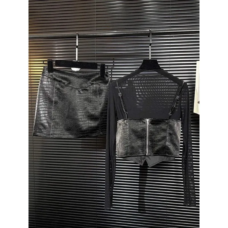 

Модный кожаный костюм-тройка во французском стиле ретро, женский модный костюм-тройка, осень 2023, новый стиль, короткая юбка