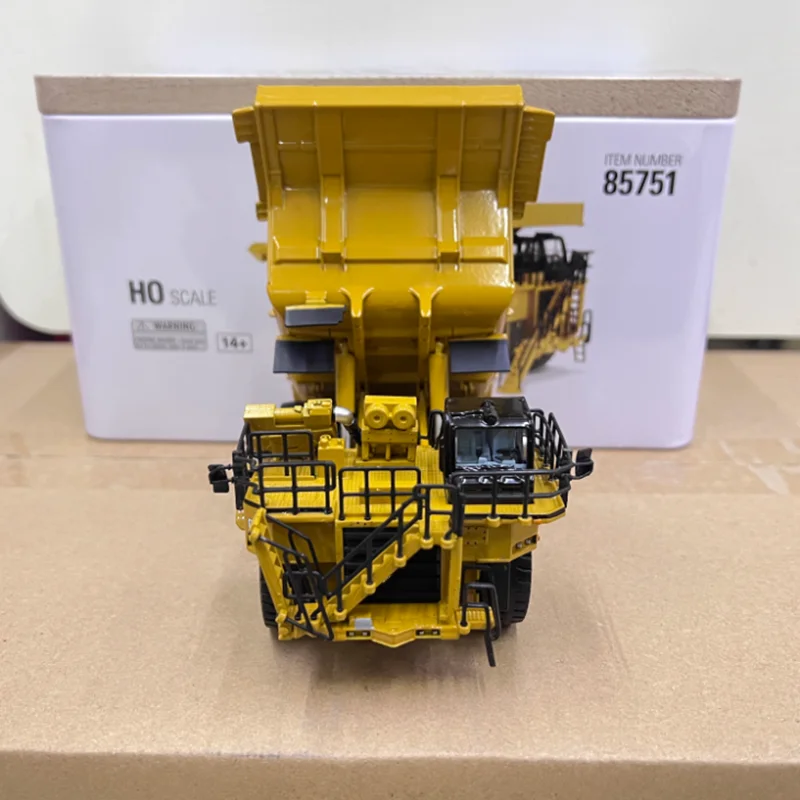 

DM Diecast 1:87 Scale 785 Mining Truck Alloy Engineering Vehicle Model 85751 Finished Simulation Collection Decoration Gift Show