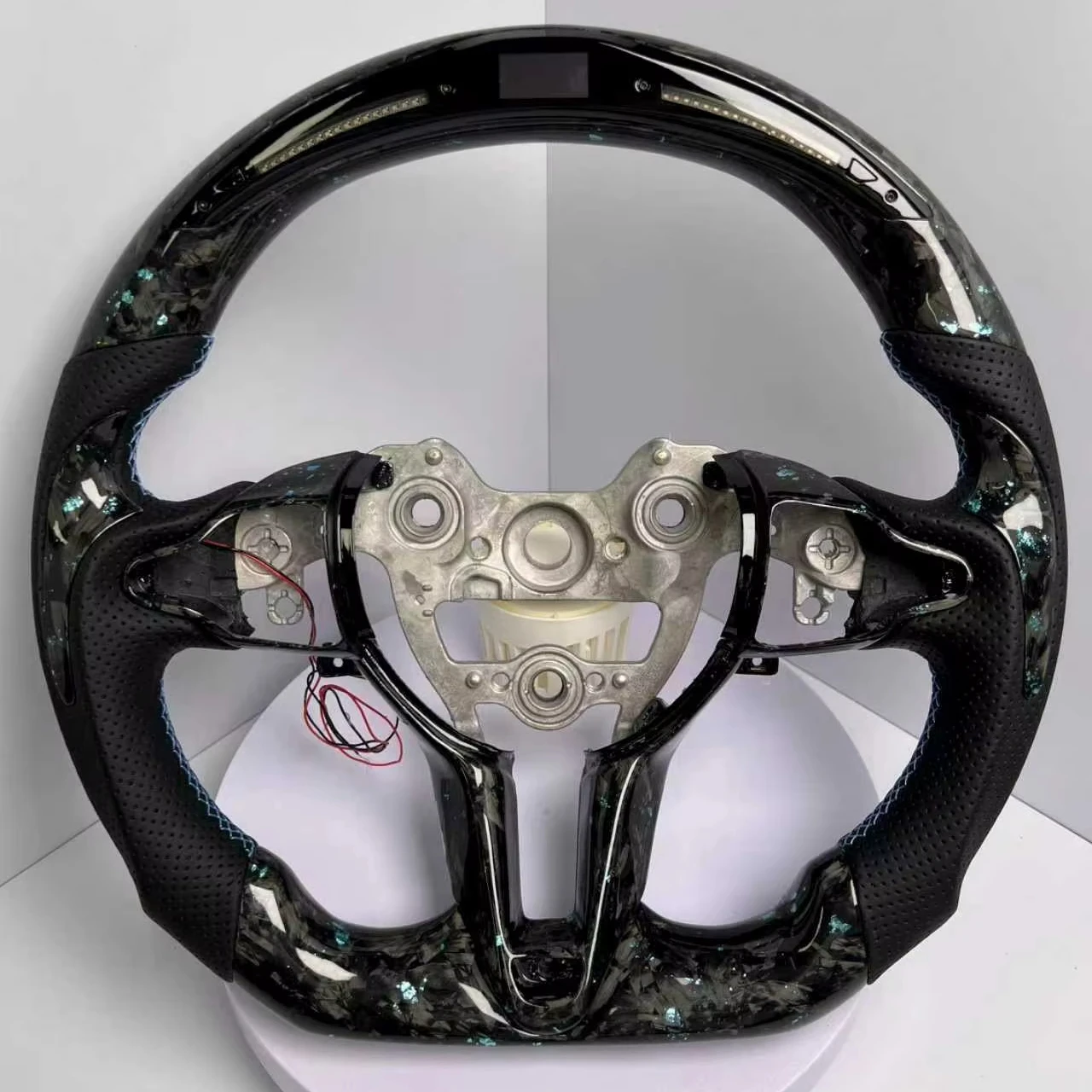 Custom Red Stitched Carbon Fiber Sports Leather 30mm 3-Spoke Car Steering Wheel for Veloster Turbo 2011-2016