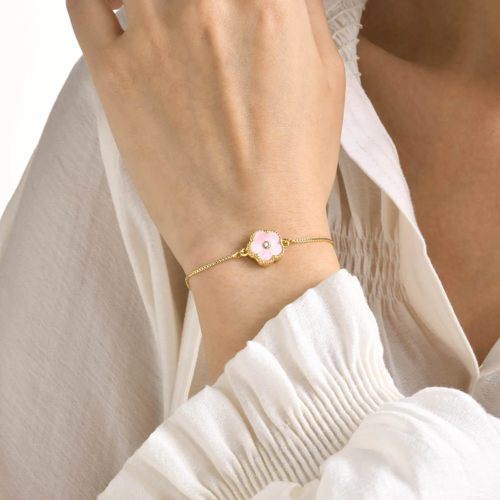 Luxus Fünf Blatt Blume Charm Armband Für Frauen Armband Edelstahl Schmuck Armreif Party Freundin Valentinstag Geschenk