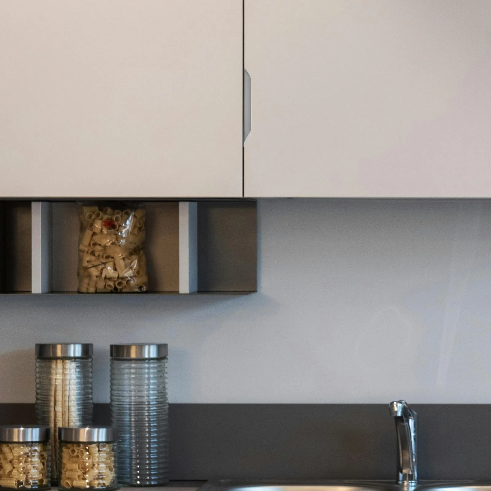 Modern Aluminum Cabinet Pull Handles – Smooth Finish, Easy Install for Kitchen, Wardrobe & Cupboard Doors