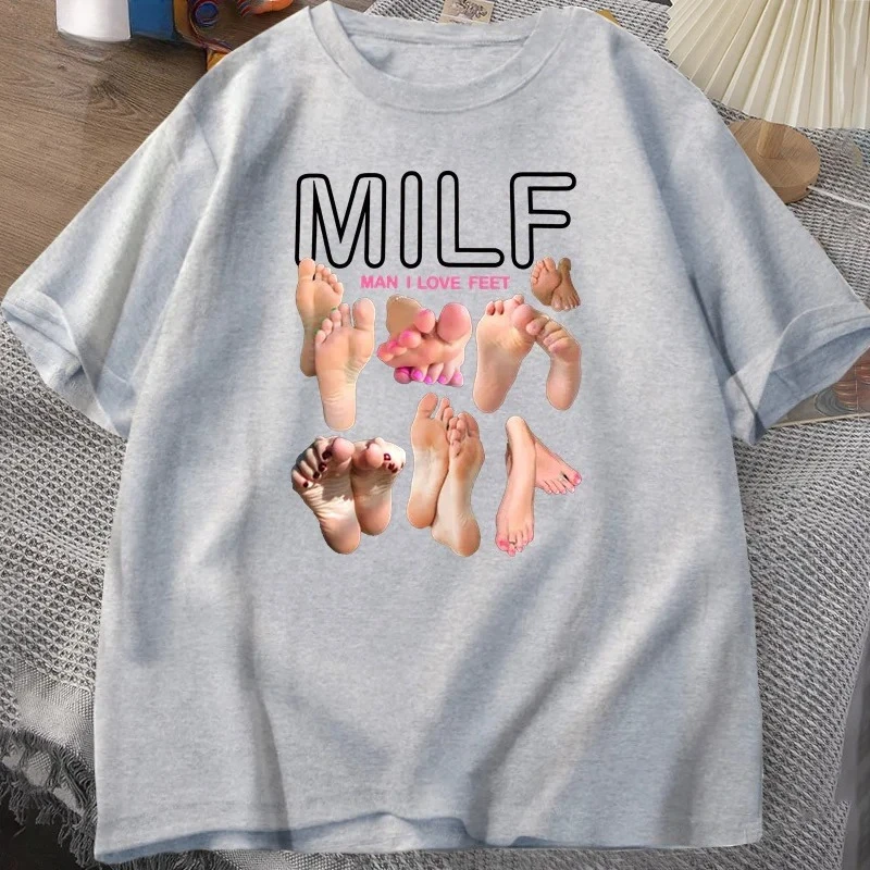 مضحك MILF رجل أنا أحب أقدام تي شيرت مطبوع الجرافيك تي شيرت عالية الجودة الرجال والنساء قصيرة الأكمام تي شيرت الرجال ملابس رياضية