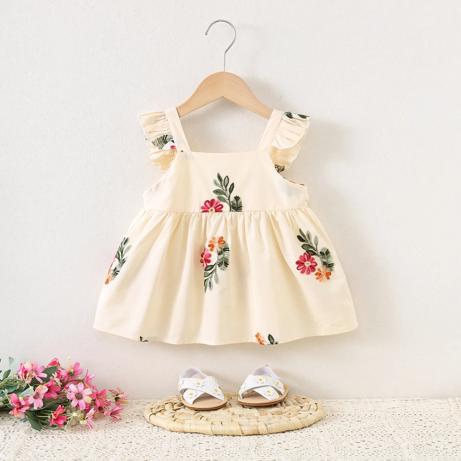 Baby Girl Dress Summer Cotton Flower Embroidered Little Flying Sleeve Girls Dresses Cartoon Cute Beach Baby Girl Clothing
