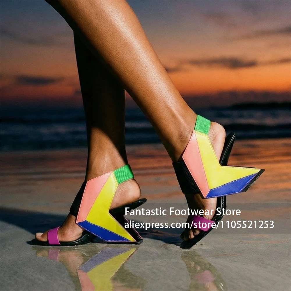 Summer Clothing Colors - Sandali con Tacco Asimmetrico Multicolore, Cinturino
