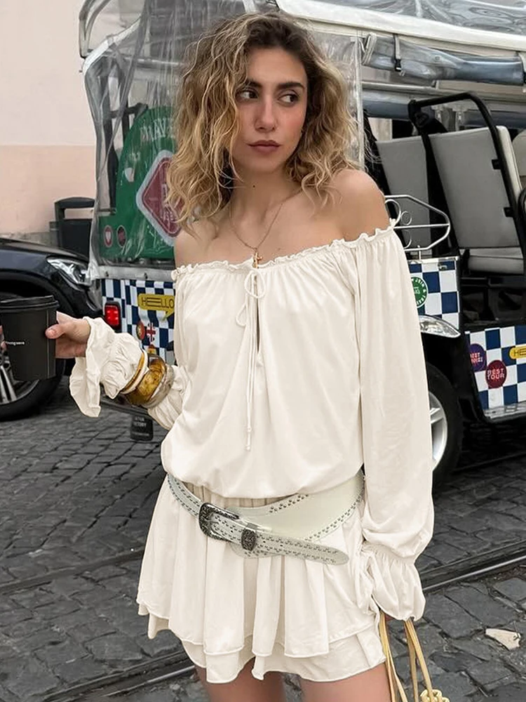 

TARUXY One Shoulder Folds Dress For Women Strapless Lantern Sleeve Sexy Mini Dress Elegant Summer Vacation Outfits Solid Splice