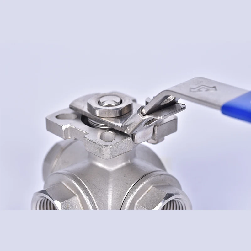 304-Kugelhahn mit Dreiwege-L-T-Bohrung und Innengewinde