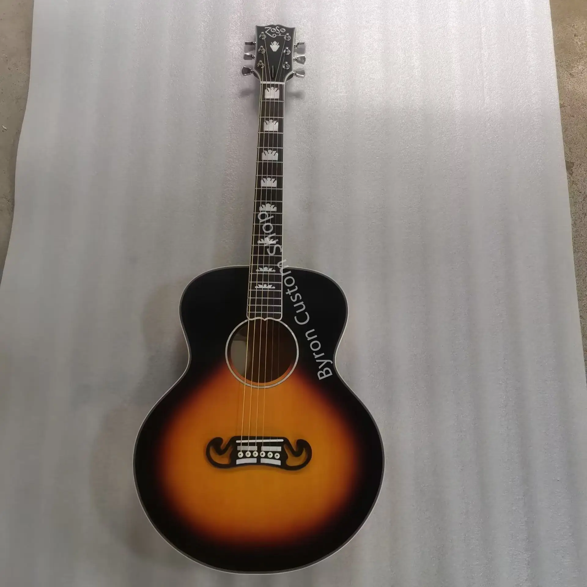 

all solid wood travel 38 inches AAA flame maple wood folk Acoustic customize guitar Jumbo mini SJ200 satin guitar