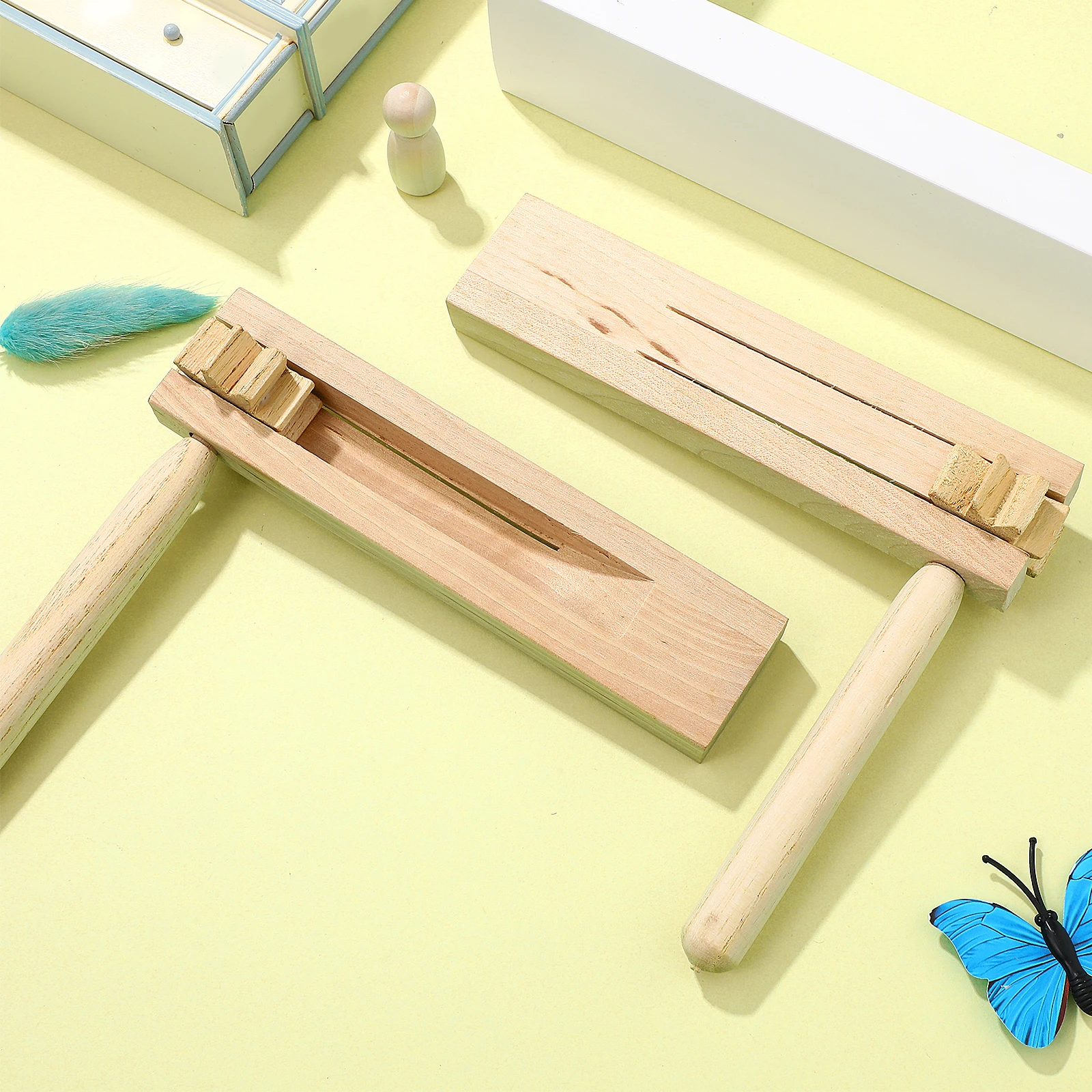 2Pcs Wooden Ratchet Matraca Rotating Hand Musical Instrument Noise Maker Rattle for Kids Hearing Growth Wooden Ratchet