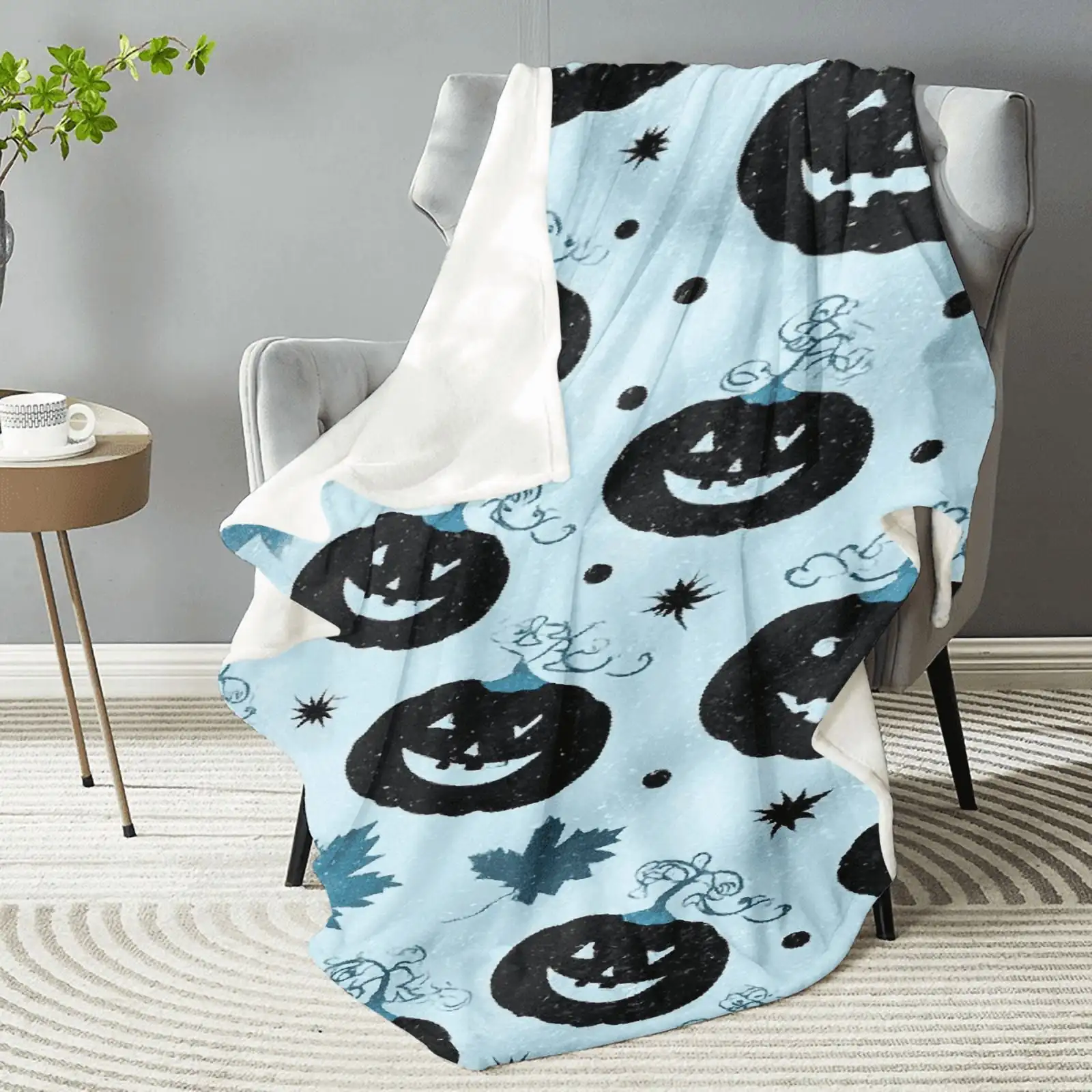 1pc Halloween Flannel Blanket - Soft Lightweight Throw with Pumpkin, Bat, Spider Web Jack-O-Lantern Patterns - All-Season