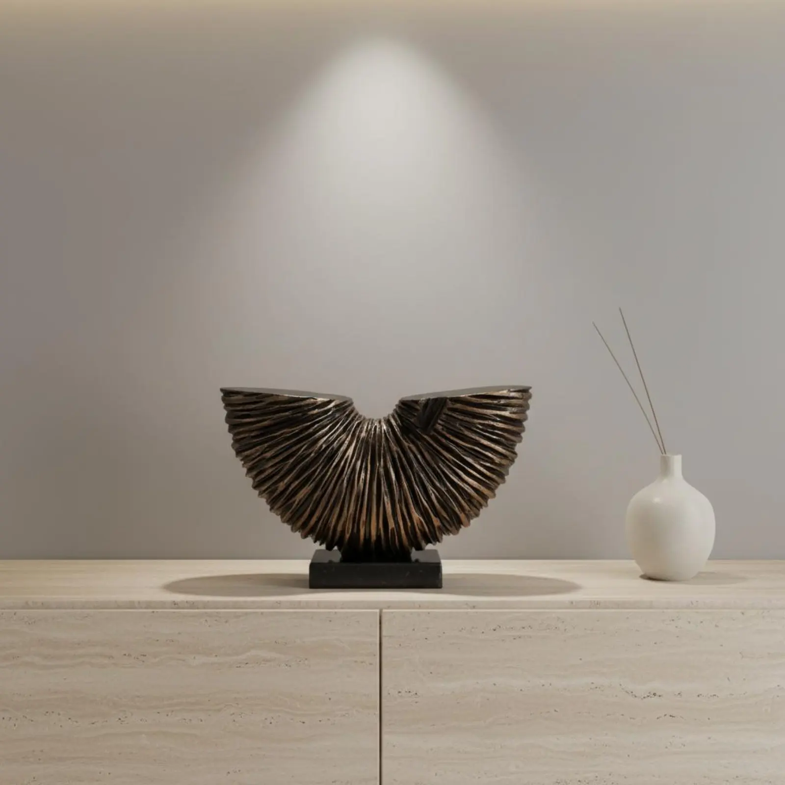 Modern Chinese Design Ornament Luxury Half Circle Decor Modern Resin Decor Statue Elegant Abstract Tabletop Sculpture