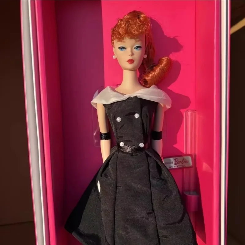 Genuine Doll Signature 1962 Gold Label Gift Box Classic Collector'S Item Red Hair Girls Black And White Evening Dress Girl Toys