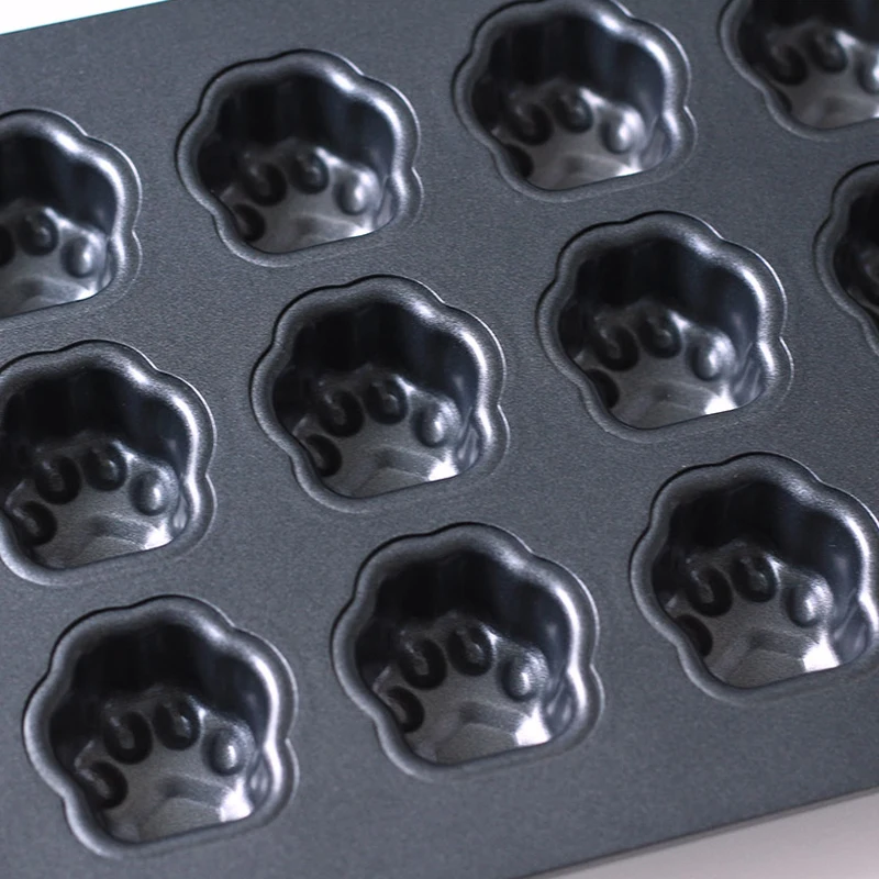 1Pc Cartoon Cute 12 Even Cat Paws Do Not Stick To Muffin Bread Cake Baking Pan Baking Mold