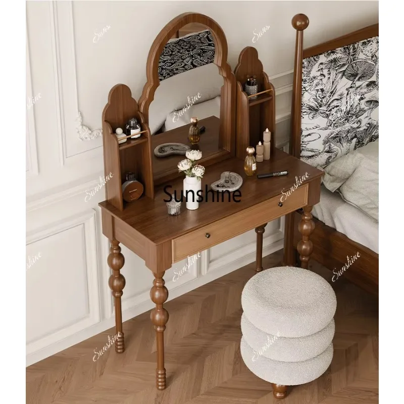 

French retro solid wood dresser cosmetic storage box