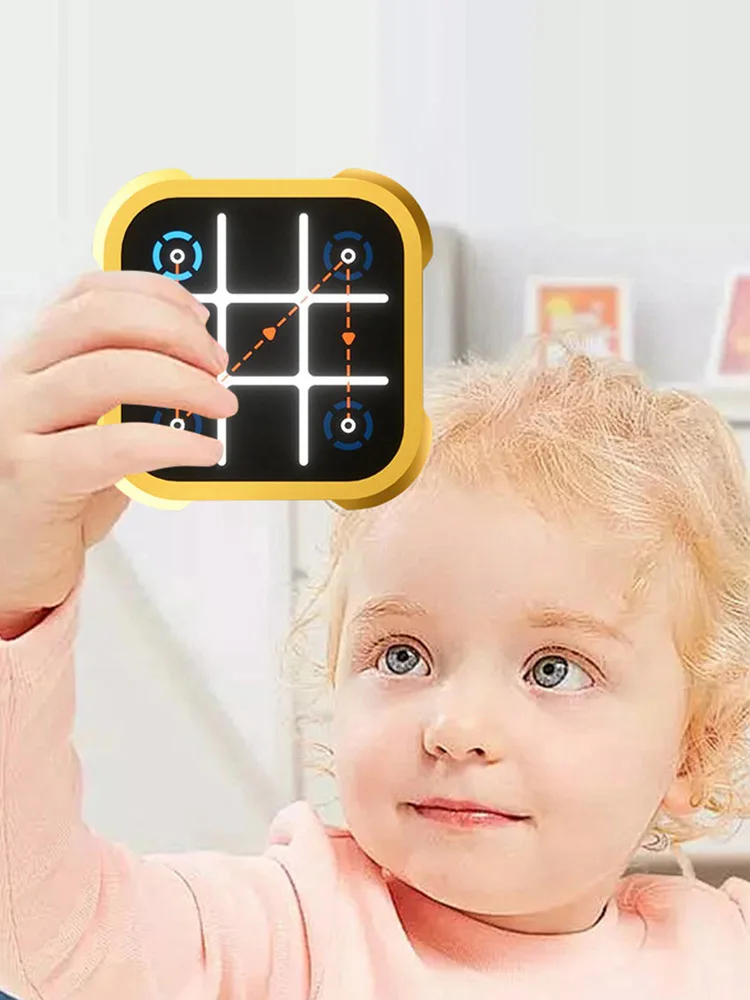 Gioco 3 in 1 TIC-TAC-TOE Bolt Console di gioco puzzle portatile Giochi di viaggio portatili per bambini e adulti Regali di compleanno per tutte le età