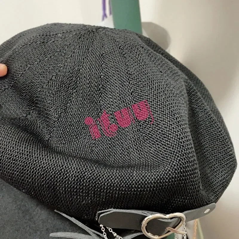 Boina punk preta de lolita gótica para mulheres, harajuku, verão, respirável, fivela de coração, gorro, chapéu jk acessórios