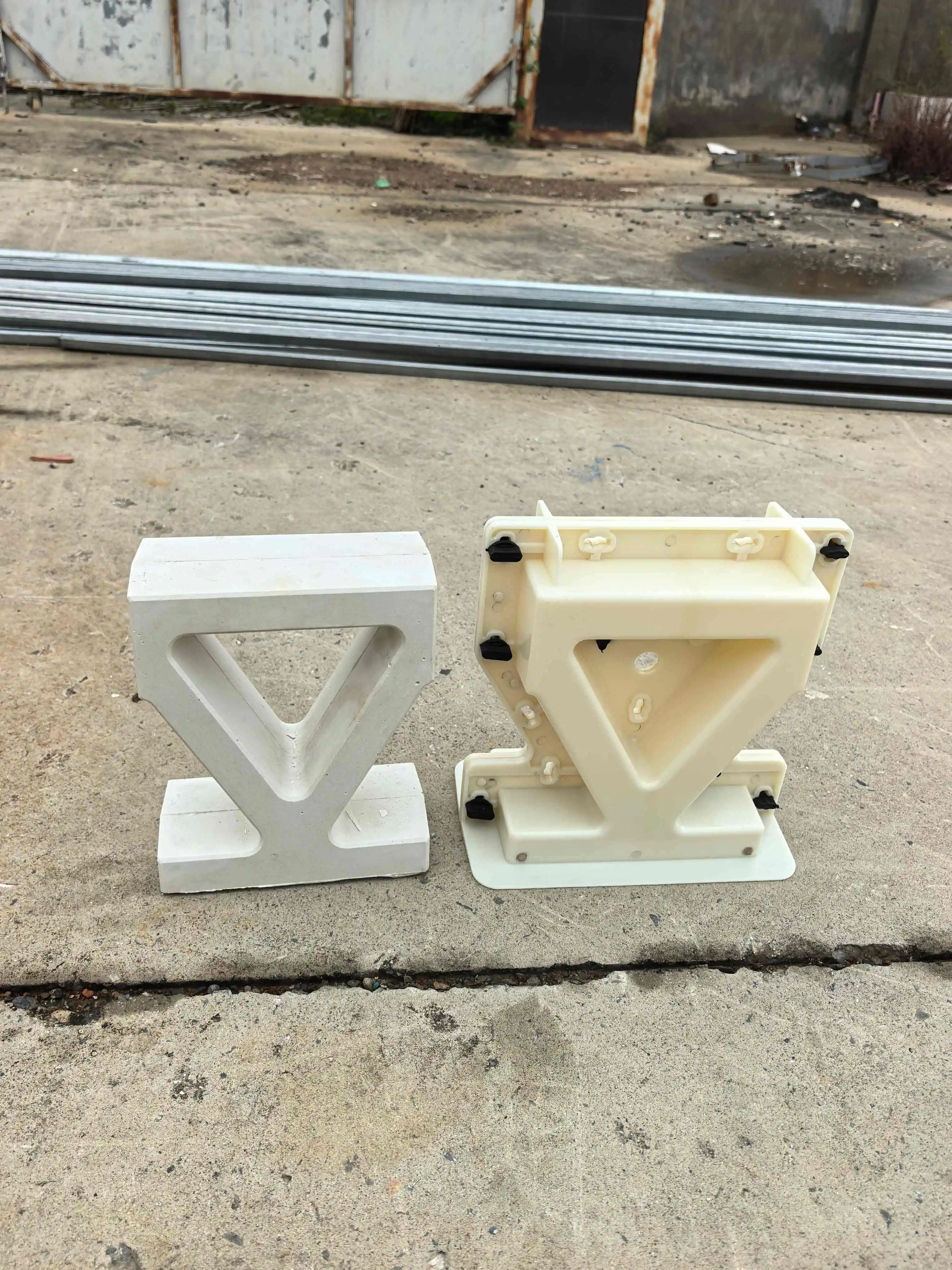 

24*20*10cm Internet celebrity cement hollow brick mold decoration outdoor wall courtyard wall hollow flower brick indoor art par