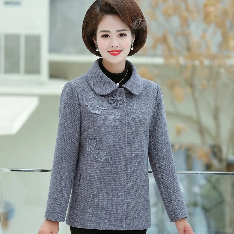 Mother's Woolen Coat Autumn Winter Thicken Warm Outwear Middle-aged Women's Fashion Casual Short Wool Jacket Embroidered Tops